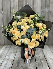 Букет цветов из:  Розы и Лизиантусы в Бутурлино