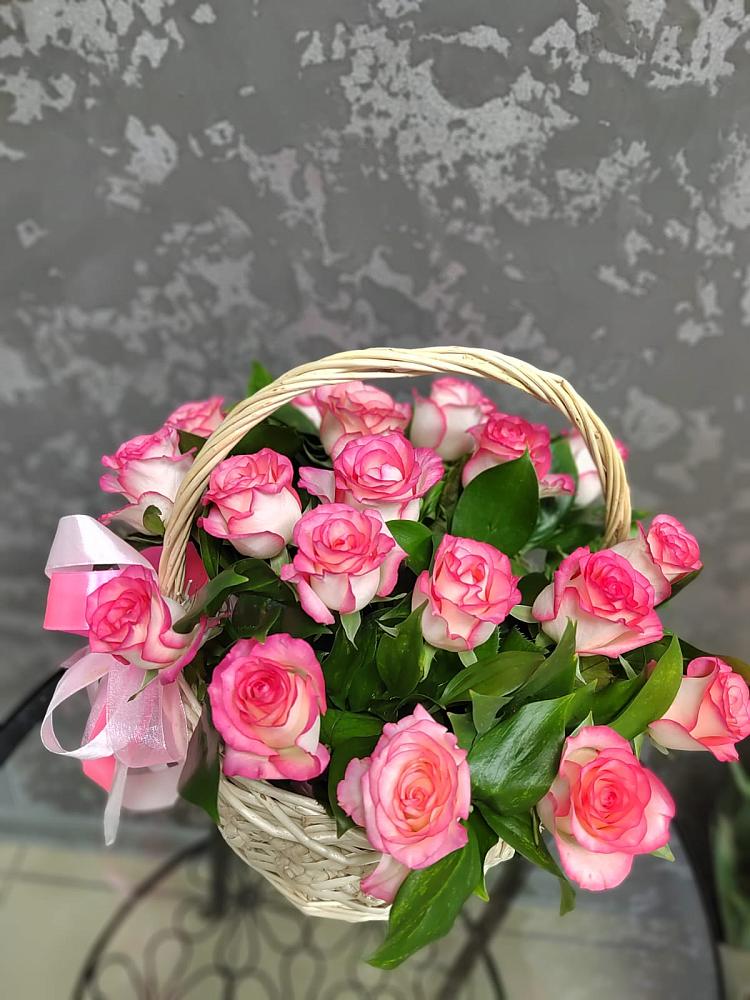 Цветочная композиция из Розы в корзине в Бутурлино
