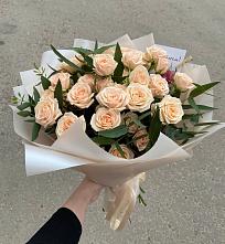 Букет Кремовые розы Латте в Бутурлино