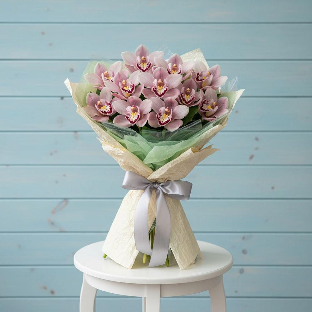 Букет цветов из: Орхидеи и Розы в Бутурлино