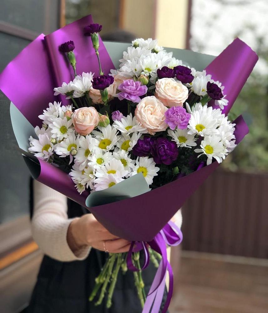 Букет цветов из: Хризантемы, Гвоздики и Розы в Бутурлино