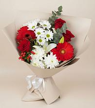 Букет цветов из:  Розы, Хризантемы, Герберы и Лилии в Бутурлино