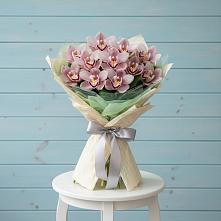 Букет цветов из:  Орхидеи и Розы в Бутурлино