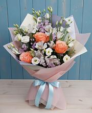 Букет цветов из:  Лизиантусы, Розы, Альстромерии и Гипсофила в Бутурлино