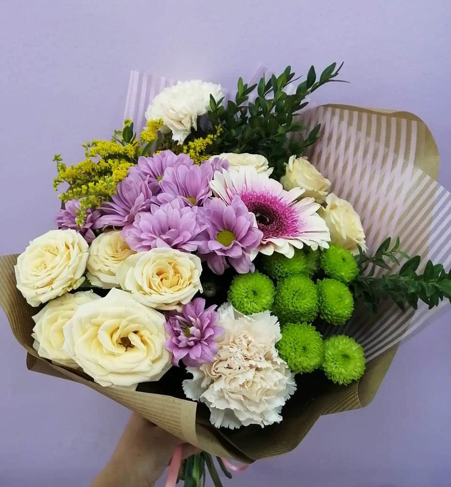 Букет цветов из: Хризантемы, Розы, Гвоздики и Герберы в Бутурлино